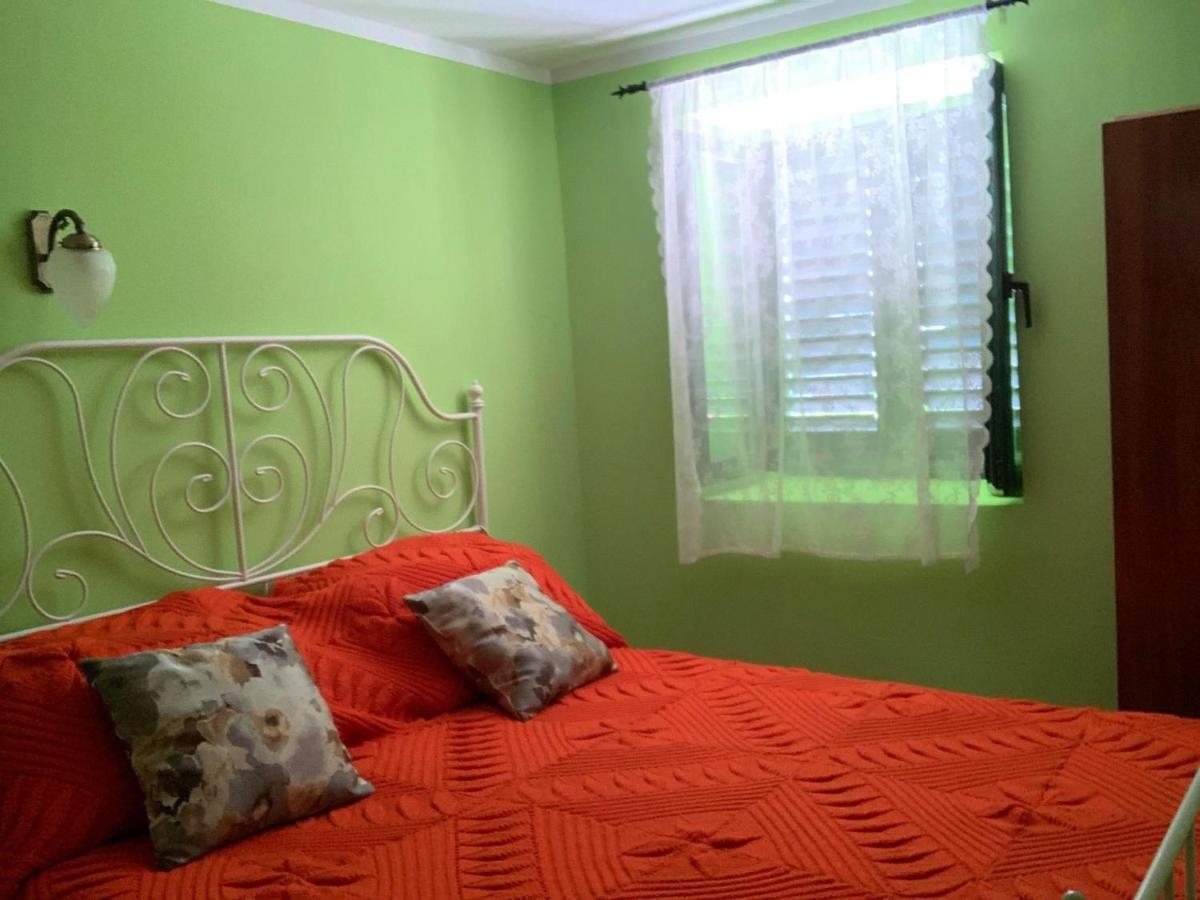 Boutique Home Saltaragazza Petrovac Bagian luar foto