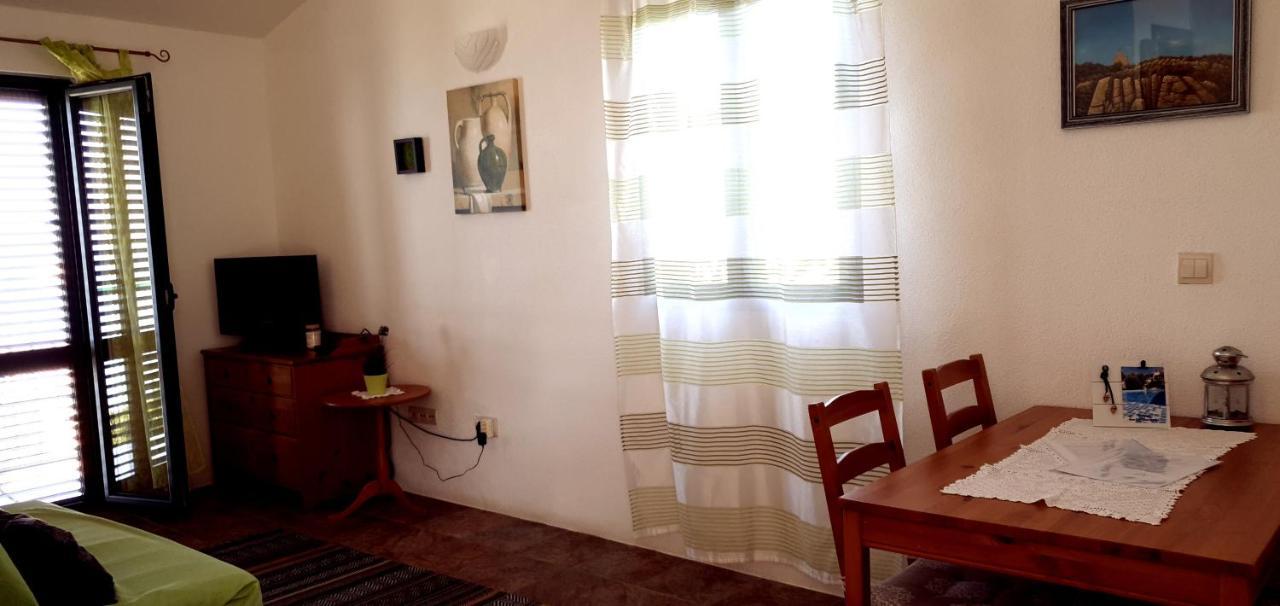 Boutique Home Saltaragazza Petrovac Bagian luar foto