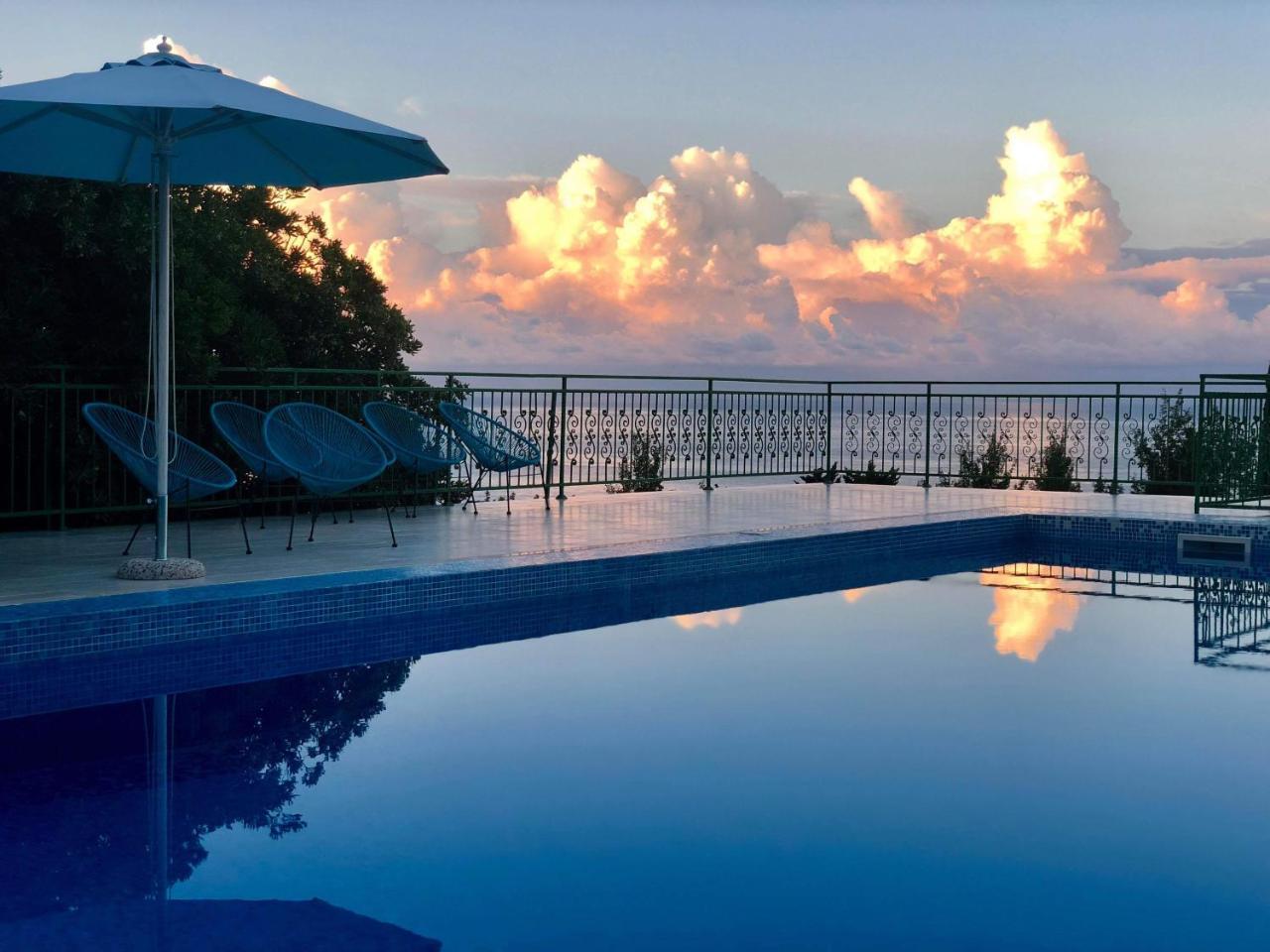 Boutique Home Saltaragazza Petrovac Bagian luar foto